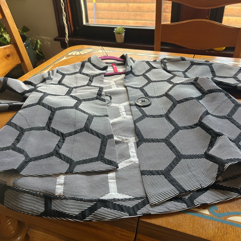 IC Collection Black and Gray Jacket